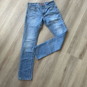 Men’s Levi’s jeans in a Light Wash 29x32